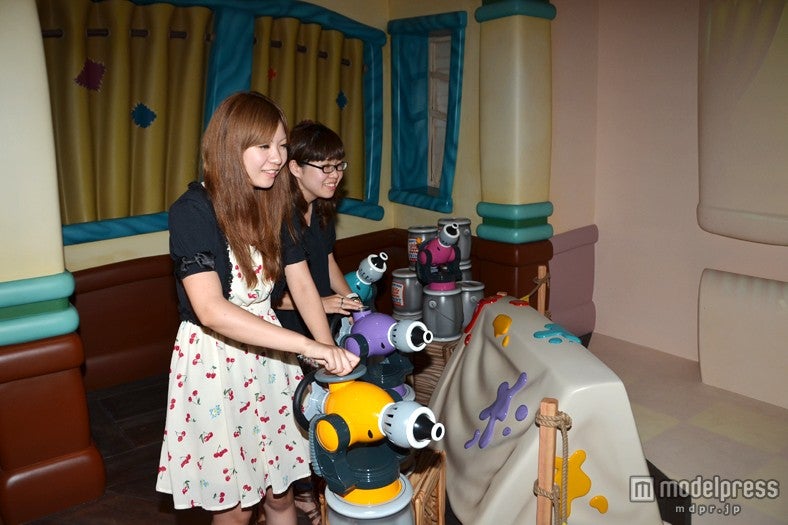 「グーフィーのペイント＆プレイハウス」内観