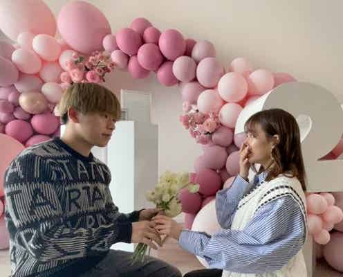 カップルYouTuberなこなこ・なごみ、“過去一誕生日サプライズ”に涙「結婚式場かと思った」