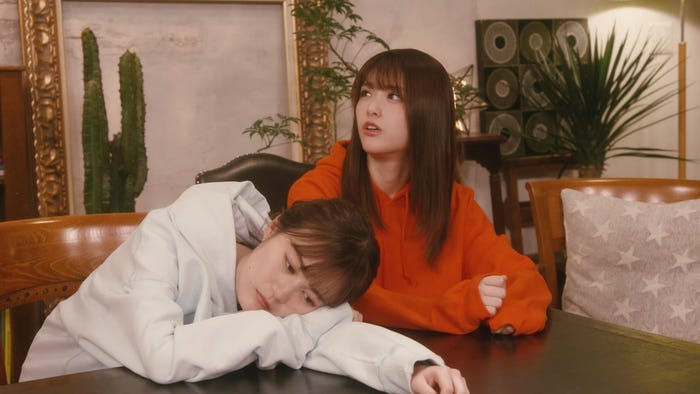 生田絵梨花、松村沙友理(C)乃木坂46LLC