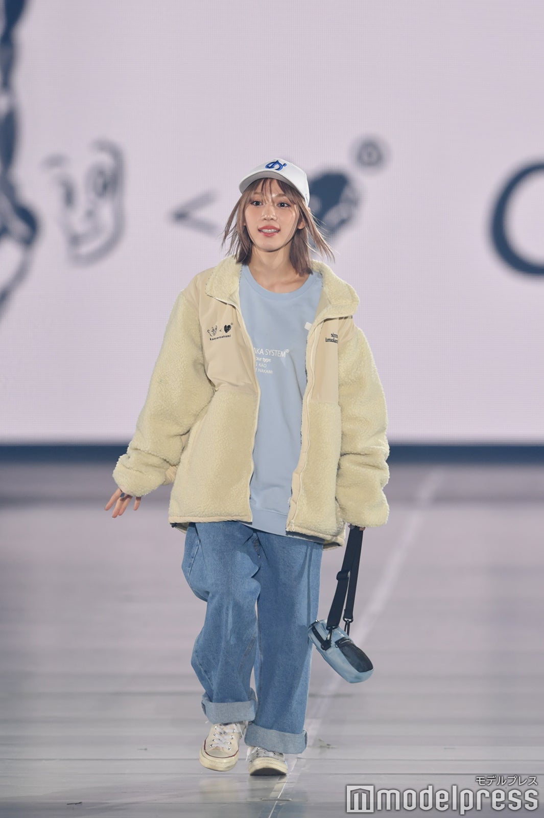 （C）モデルプレス