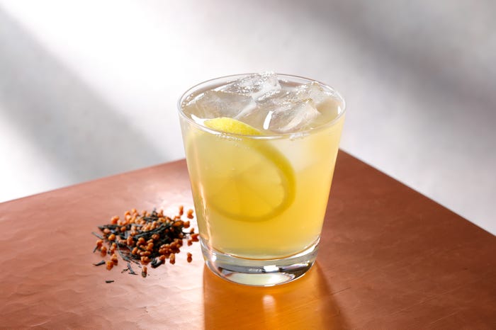 かぶせ 玄米 & カルダモン ピーチ 850円(税抜)/画像提供:スターバックス コーヒー ジャパン