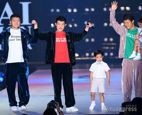 【関コレ2025A/W】亀田三兄弟、シークレット降臨 和毅は子どもを抱っこ