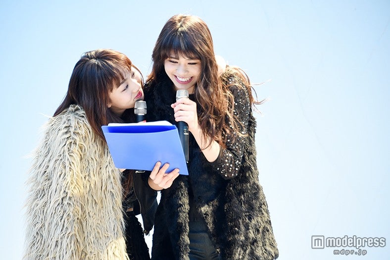 （左から）重留真波、佐藤晴美