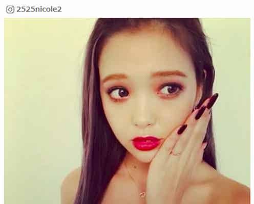 藤田ニコル、SEXYにデコ出し&バストチラ見せ “大人にこるん”に支持殺到中「引き出しまだまだありますよ」