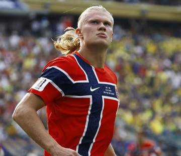 ノルウェー代表・ハーランド レアルへ父がリップサービス「サッカーでは常にチャンスがある」