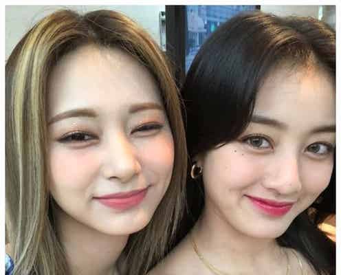 TWICEジヒョ、ツウィバースデーを祝福 秘蔵2ショット披露