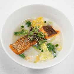 ランチ限定オリジナル 旬の魚の七草粥※1月6日~8日の七草期間のみ/提供画像