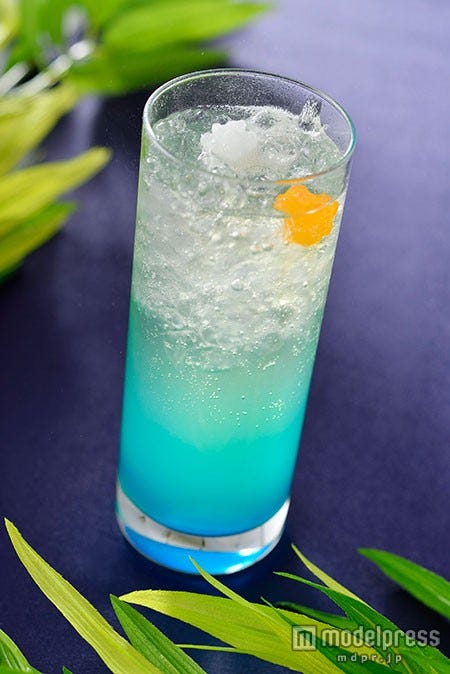 スペシャルカクテル¥980/マゼランズ・ラウンジ(C)Disney