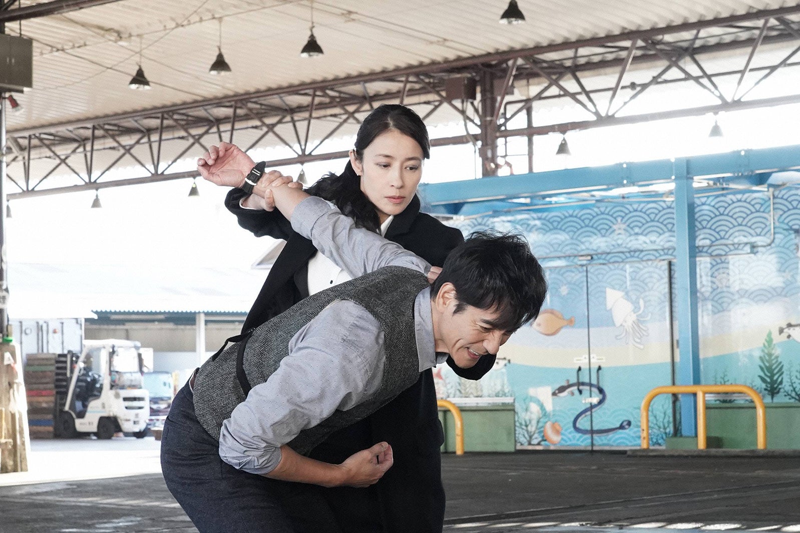 水野美紀、沢村一樹／「絶対零度～未然犯罪潜入捜査～」第1話より（C）フジテレビ