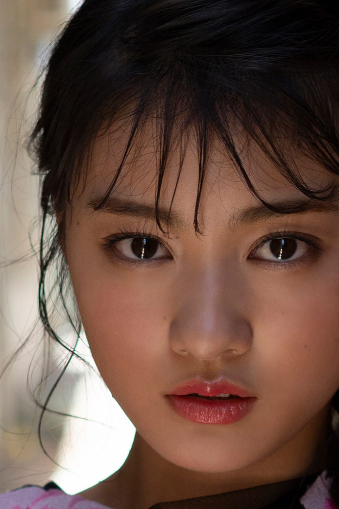 古賀哉子(写真提供:所属事務所)