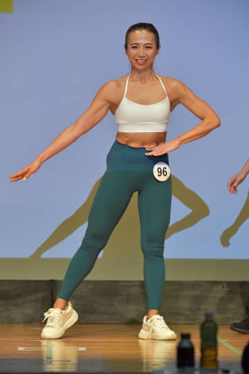 53歳の健康的なシェイプアップ！高橋選手がビギナーズレギンス優勝「しなやか体作りを続ける」