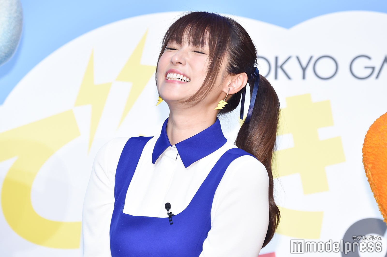 「恥ずかしい…」／照れる姿も可愛い深田恭子（C）モデルプレス