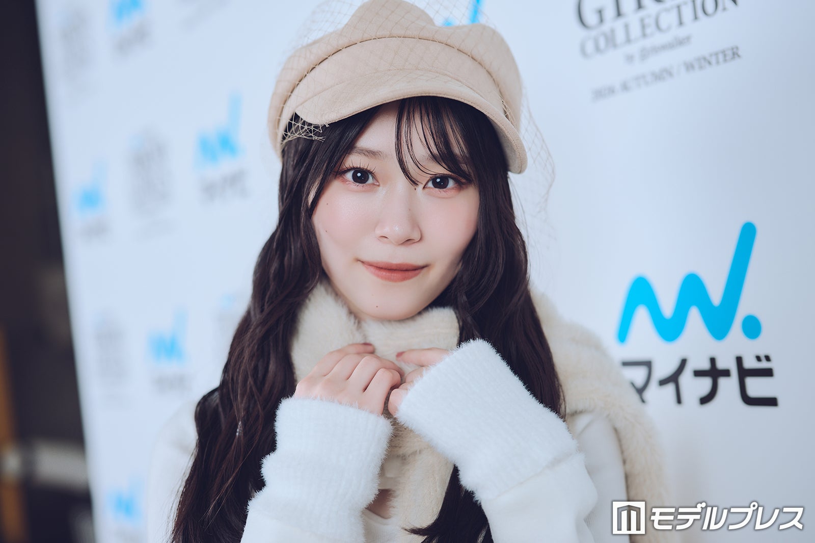 櫻坂46山下瞳月、TGC初ランウェイの裏側と「ギューって思わず」田村保乃に抱きついた話＜インタビュー＞