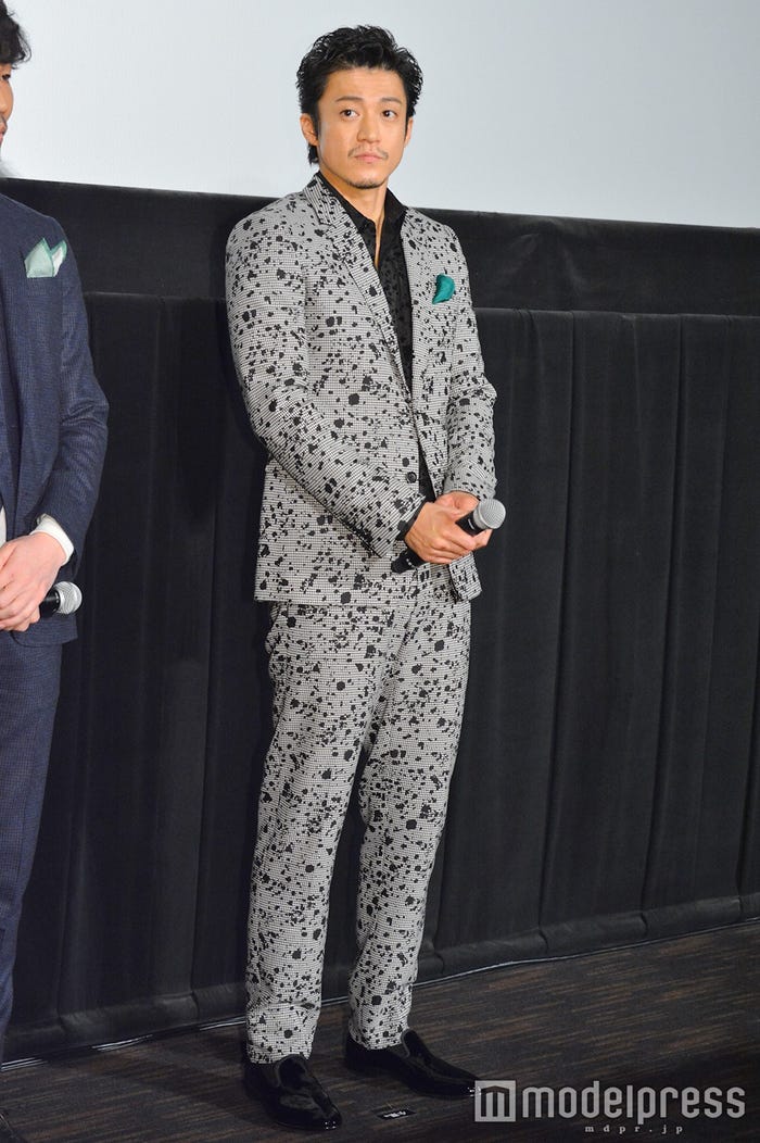 小栗旬 (C)モデルプレス