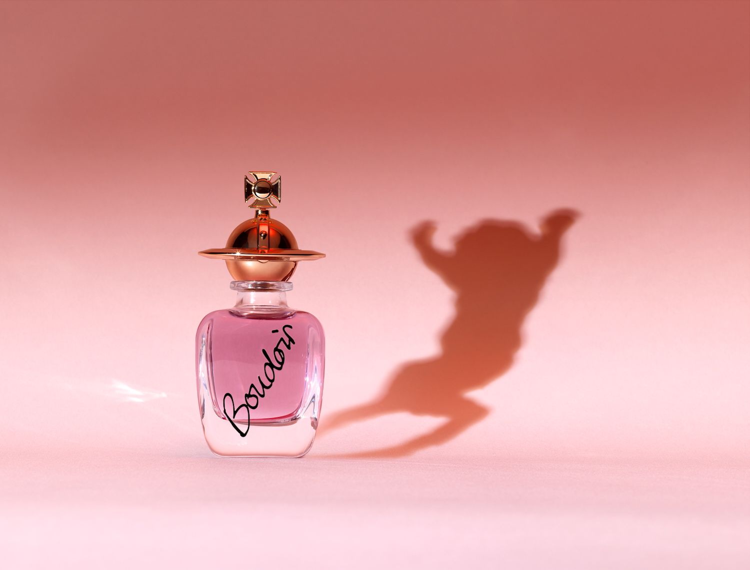 ヴィヴィアン・ウエストウッドのビューティープロダクト第一弾。新作フレグランス「ブドワール」がデビュー