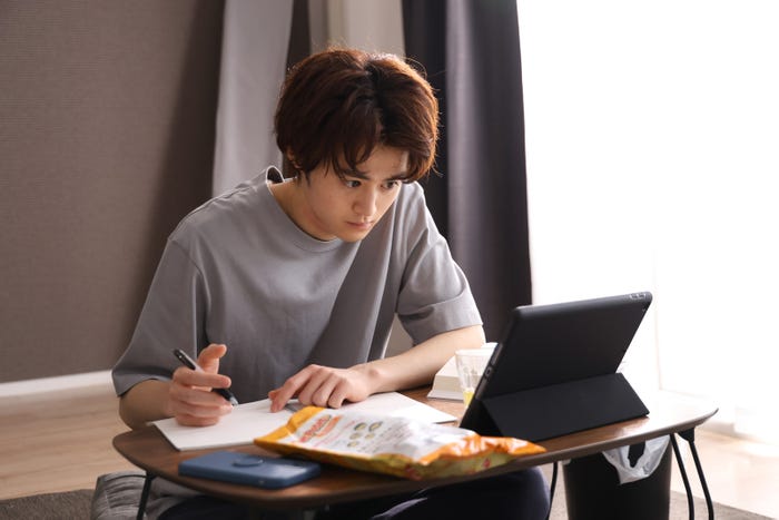 鈴鹿央士(C)フジテレビ