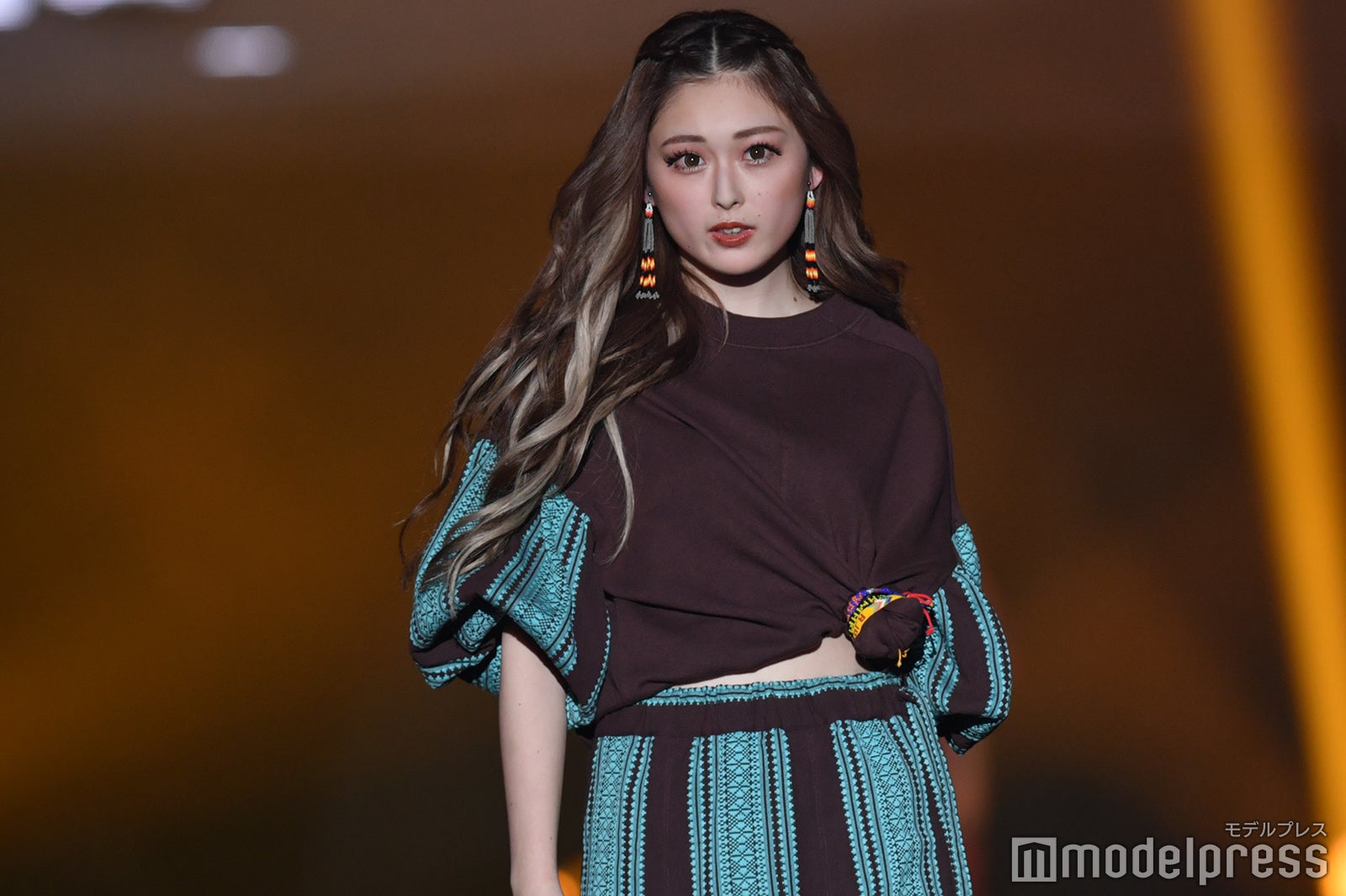 （C）モデルプレス