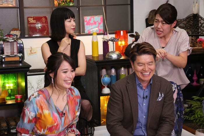 番組の様子 (画像提供:関西テレビ)