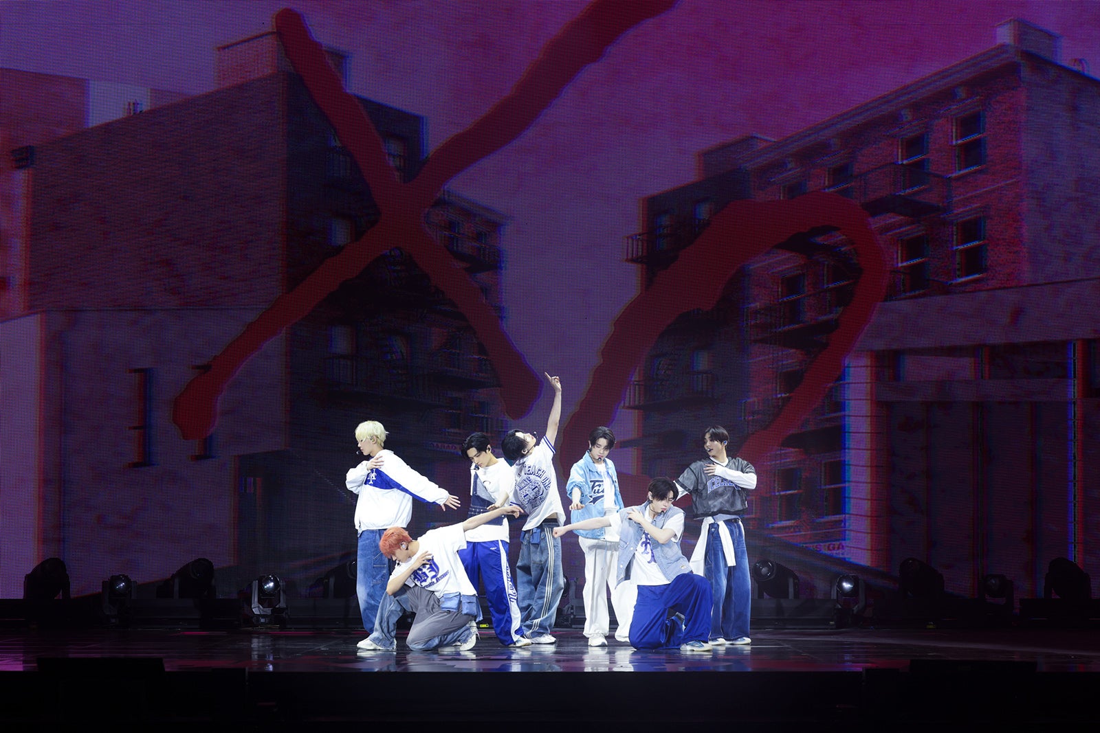 ENHYPEN（P）&（C）BELIFT LAB Inc.