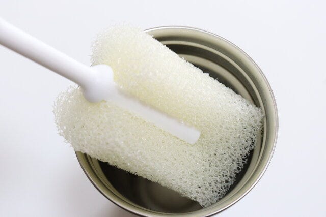 ダイソー　折りたためるボトル洗いスポンジ　使用例