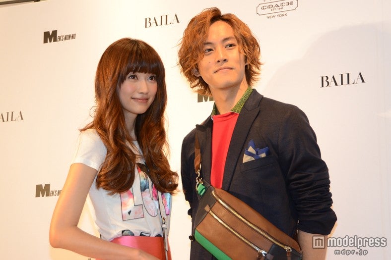 ヨンア（左）、松坂桃李（右）