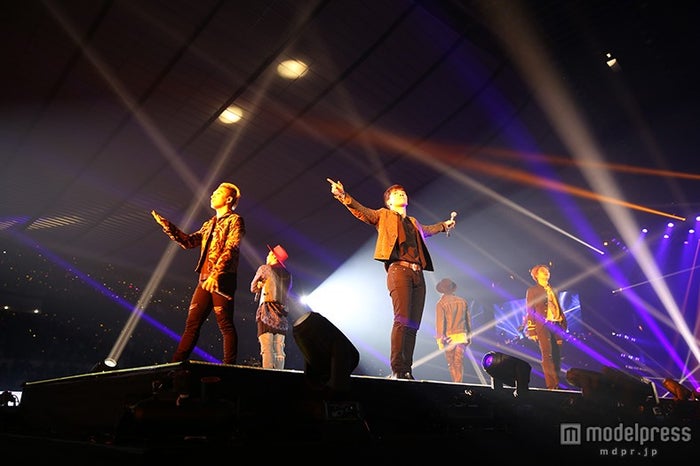 Bigbang 10周年 Tgc 圧巻の大トリ Fantastic Baby で3万人のテンションがピークに セットリスト モデルプレス Bigbang 10周年 Tgc 圧巻の大トリ Fantastic Baby で3万人のテンションがピークに セットリスト モデルプレス