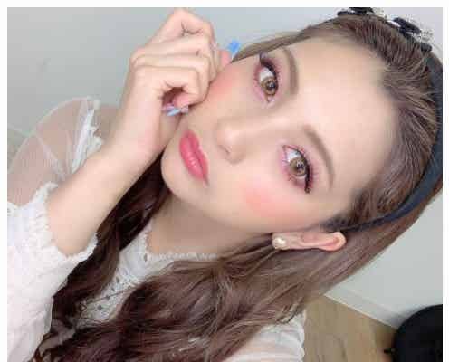 ゆきぽよ“ピンクメイク”のキュートショットに「可愛い」の声続出