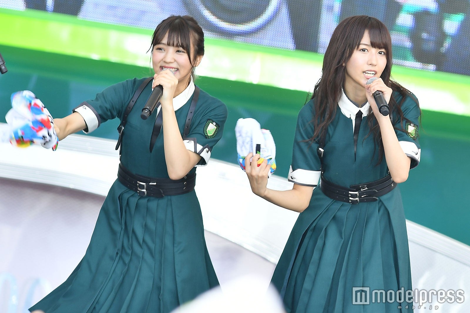 小林由依、土生瑞穂（C）モデルプレス