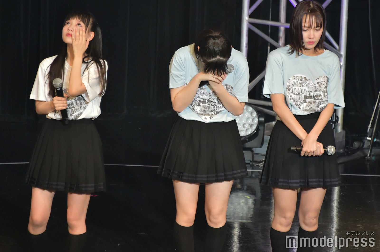 佐々木舞香からの手紙にメンバー涙 ／＝LOVE （C）モデルプレス