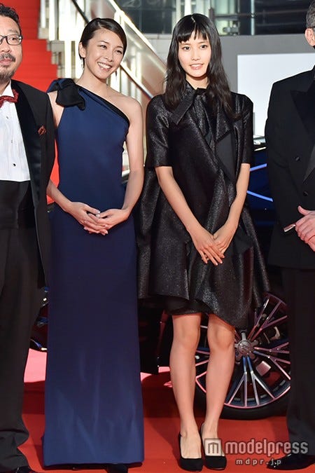 竹内結子、橋本愛