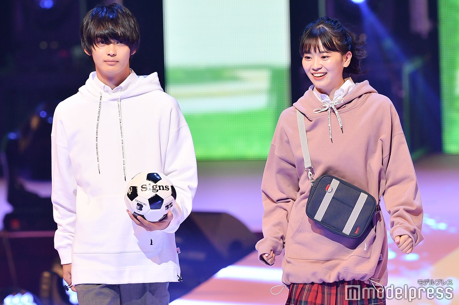 神尾楓珠・坂井仁香（C）モデルプレス