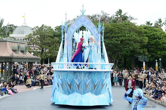 パレード「ディズニー・クリスマス・ストーリーズ」