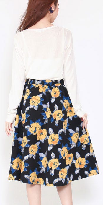 ブライトBIGフラワーミモレスカート「salus」3,490円(税込)