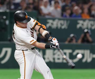 巨人・ダルベック「めまい対策体操をやった」と復調 4戦ぶりスタメン復帰で23号ソロ 不調時は「クラクラ、ぐるぐる回っているような感じ」も「随分よくなった」