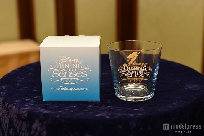 リトル・マーメイドがデザインされている