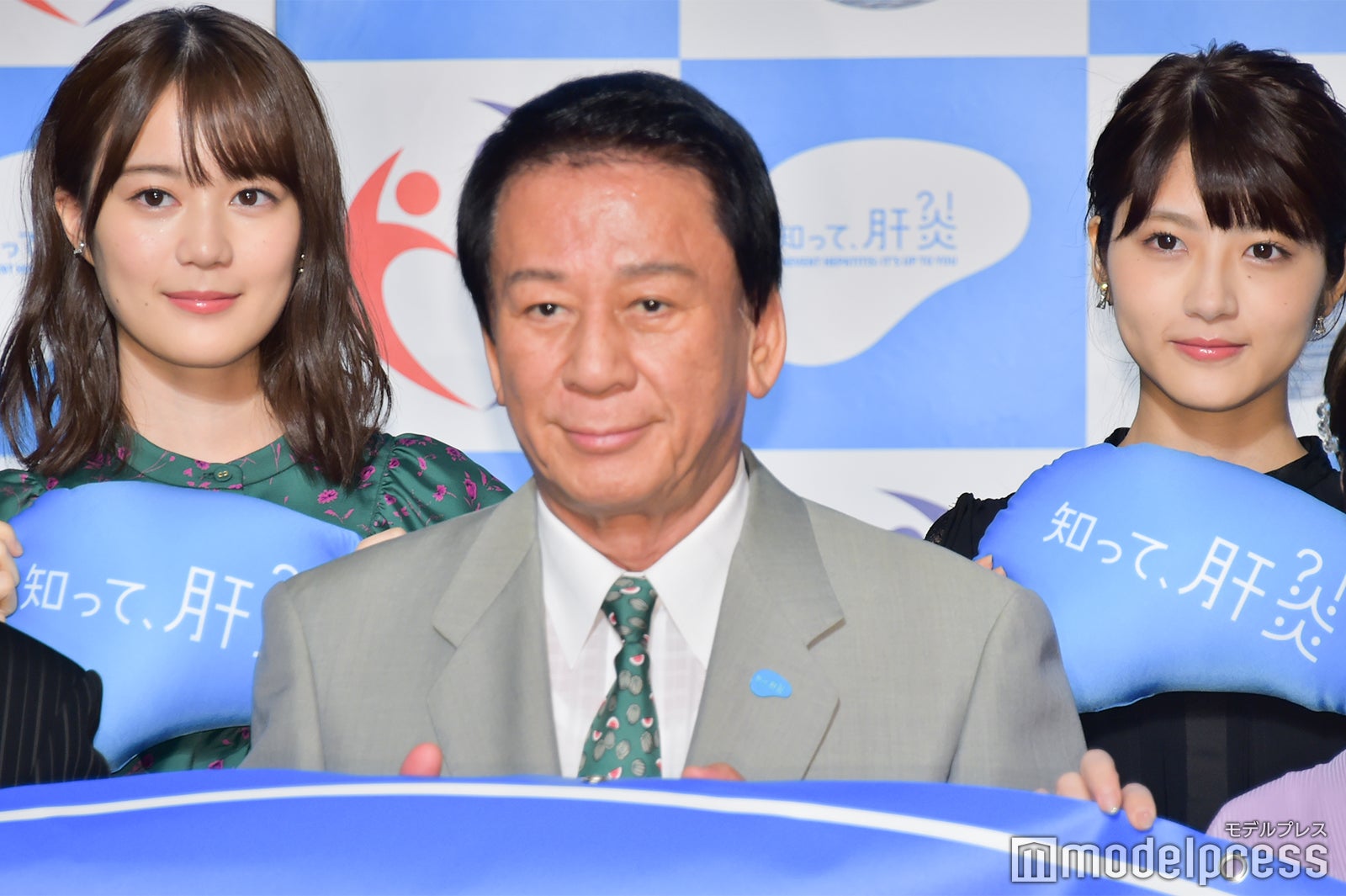 生田絵梨花、若月佑美 （C）モデルプレス