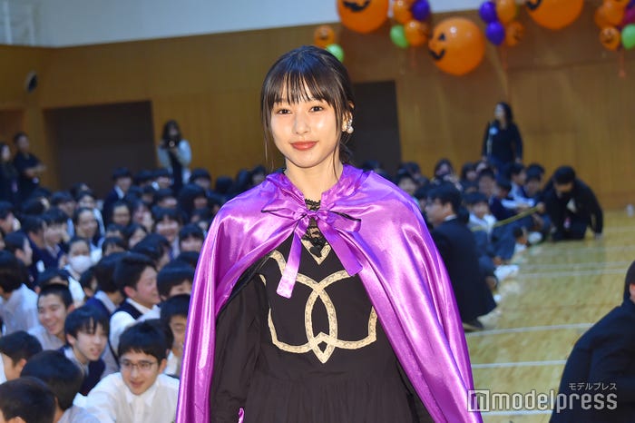 ハロウィン仮装で登場した桜井日奈子(C)モデルプレス