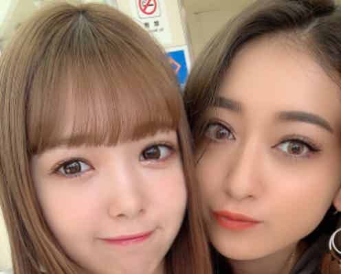 藤田ニコル、みちょぱと密着「私達ももう20代です」“ちょぱるん”2ショットに反響