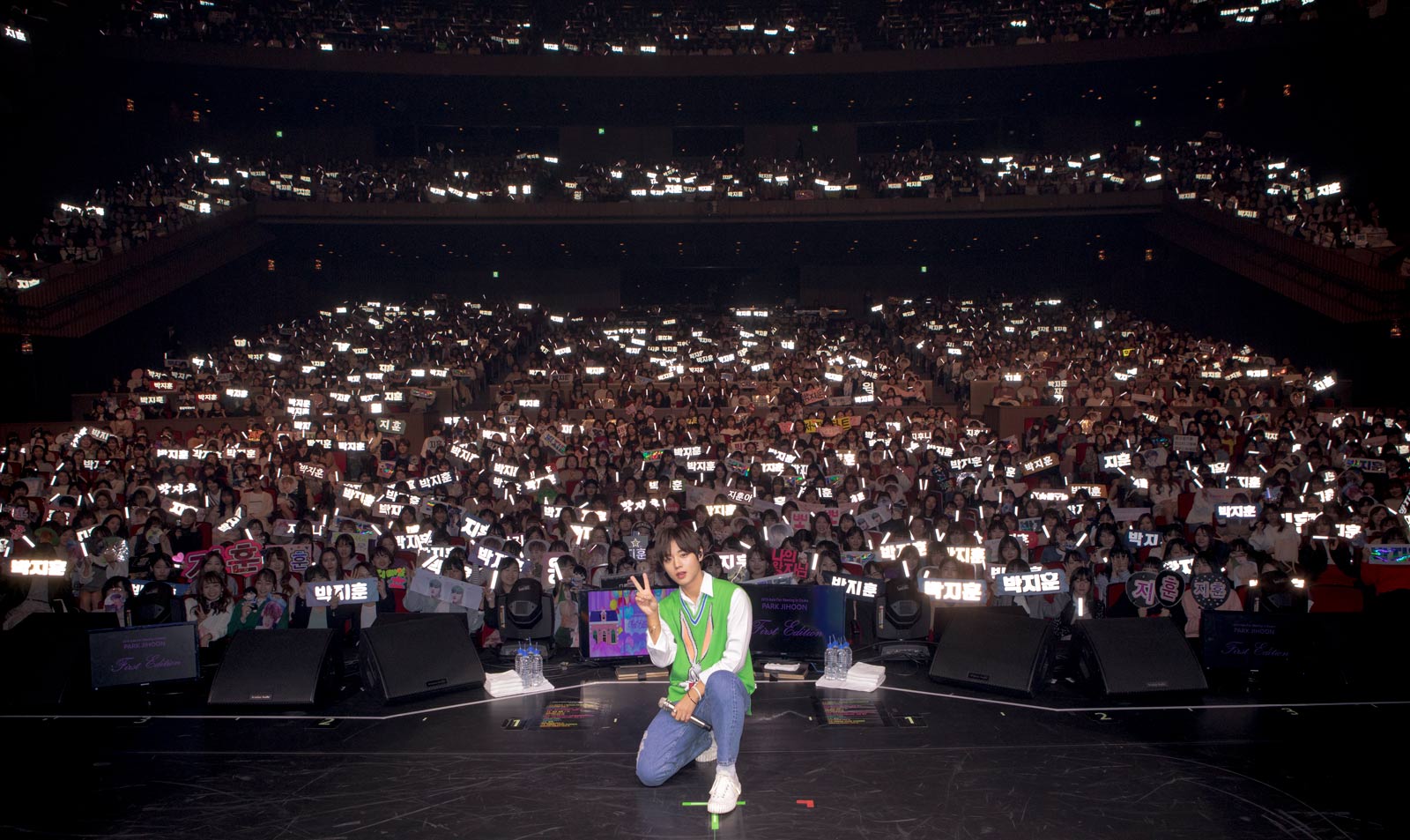 『First Edition』大阪公演より（提供写真）