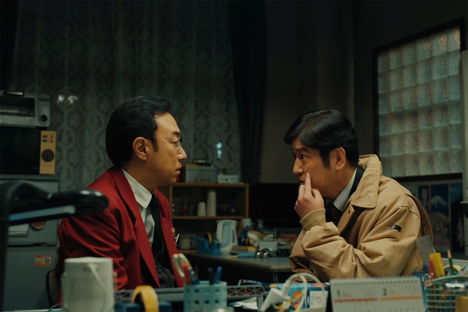 角田晃広、田中直樹「ホットスポット」第6話（C）日本テレビ