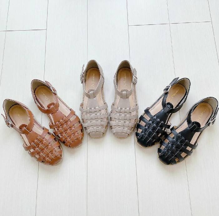 靴売り場に直行しなきゃ しまむら はサンダルもオシャレでした モデルプレス 靴売り場に直行しなきゃ しまむら はサンダルもオシャレでした モデルプレス