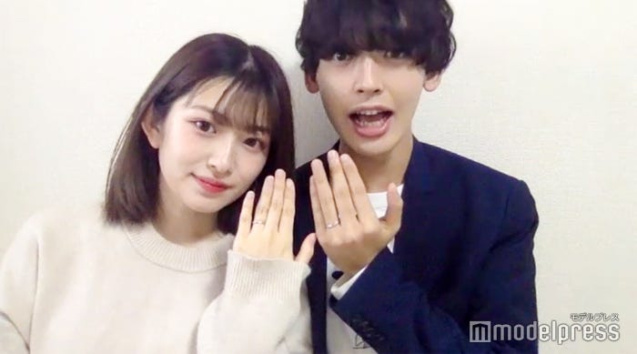 結婚時のリモートインタビューより/青木菜花、梶田冬磨さん(C)モデルプレス