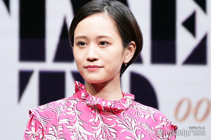 前田敦子 赤髪 に注目集まる あっちゃんかっこいい の声 モデルプレス 前田敦子 赤髪 に注目集まる あっちゃんかっこいい の声 モデルプレス