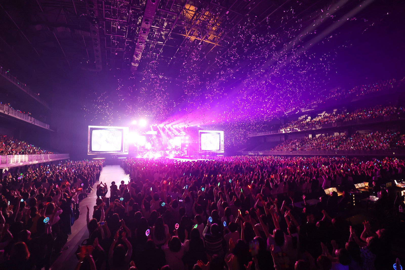 キム・スヒョン「EYES ON YOU」（提供写真）