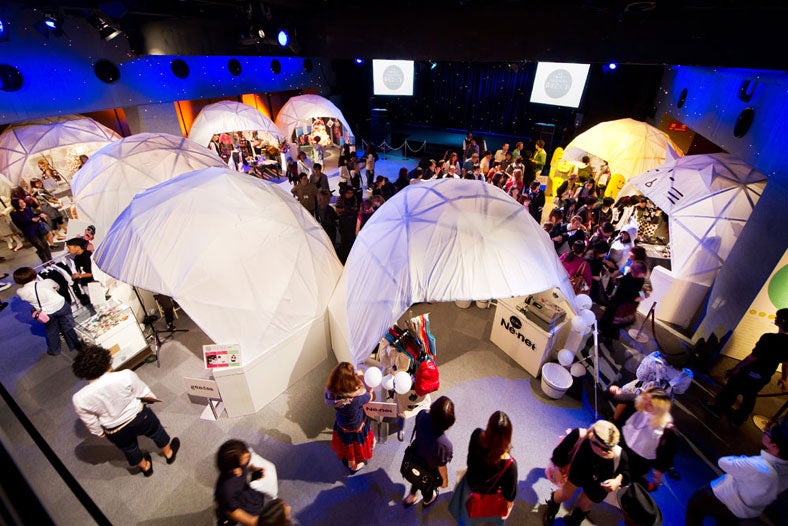 「ラフォーレファッションウィーク'11」より