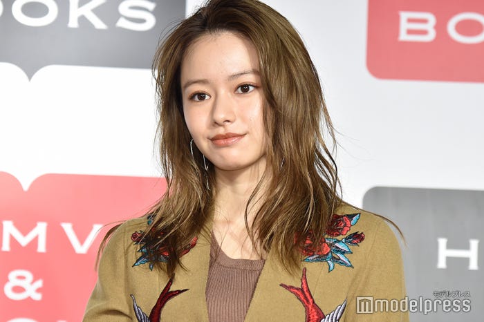 山本舞香(C)モデルプレス