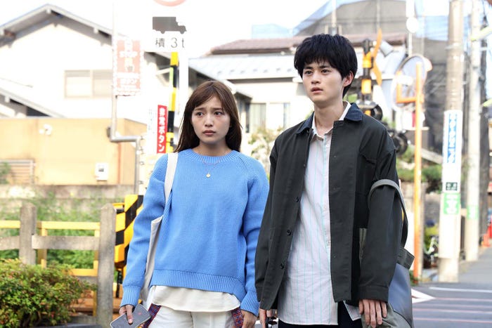 川口春奈、鈴鹿央士/「silent」第3話より(C)フジテレビ