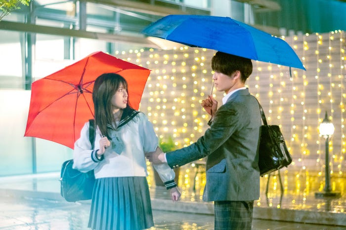 福本莉子、松田元太(C)2022 映画『君が落とした青空』製作委員会