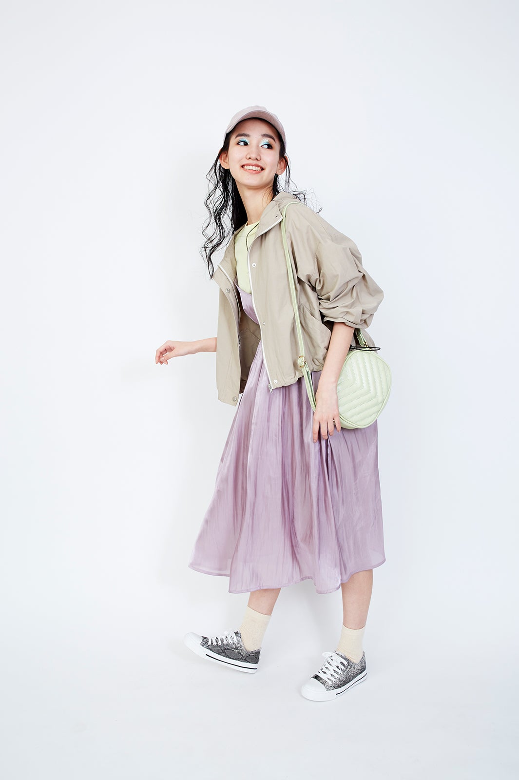 フェミニティスポーツスタイル衣装協力:WEGO（提供画像）