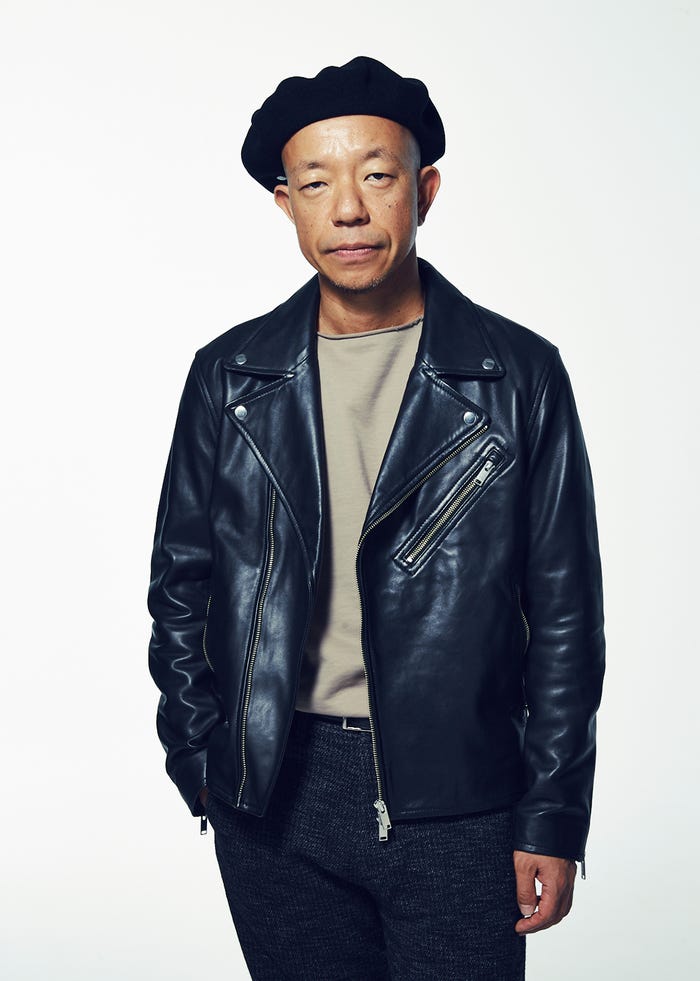 小峠英二「smart」12月号(画像提供:宝島社)